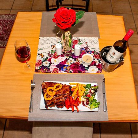 A Cherry Lane Self Catering And B&B Bloemfontein Luaran gambar